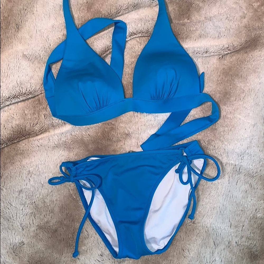 Vs bathing suit large top med bottoms